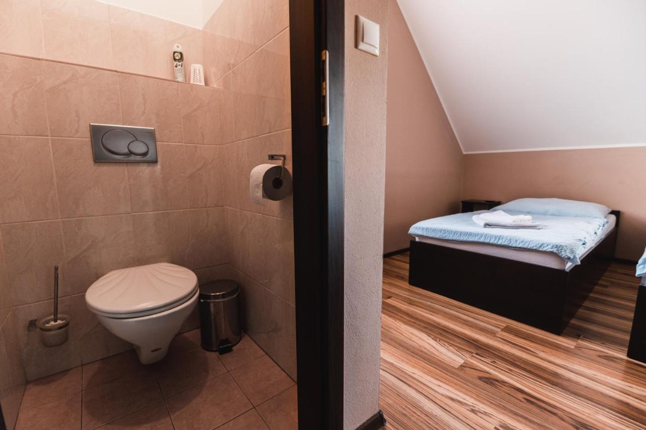 Motel Ard Sarovce Екстериор снимка
